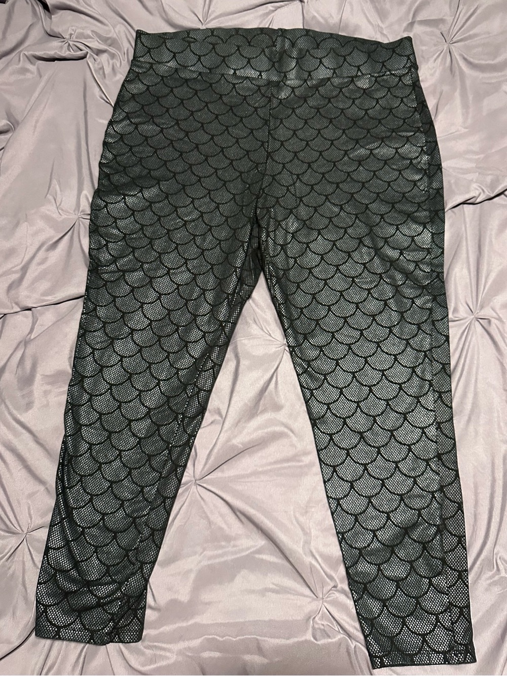 torrid Black Shimmer Mermaid-